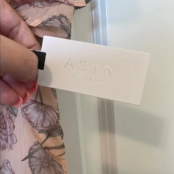 NWT! Astr The Label, Pink Floral High Low Dress, Size XL - Picture 5 of 7